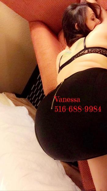 , 27  female escort, Hartford