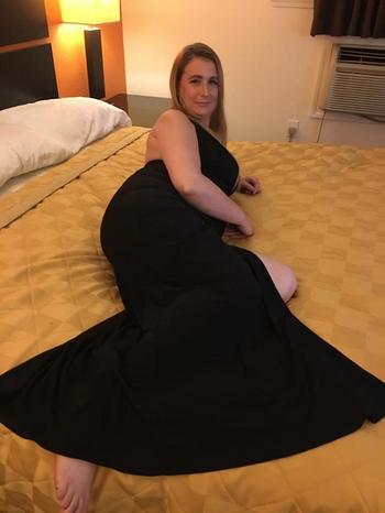 , 32  female escort, Hartford