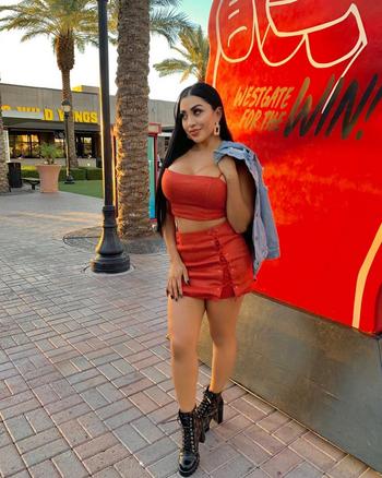 Michelle , 28 Mixed female escort, Hartford