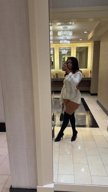 959-228-7513, 25  female escort, Hartford