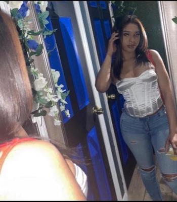 818-649-0657, 24  female escort, Hartford