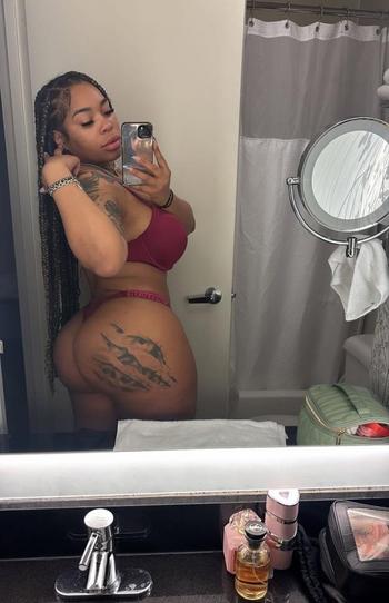 Ariel , 24  female escort, Hartford