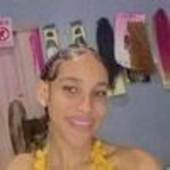 nayeli, 23  female escort, Hartford