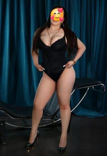 413-686-4175, 26  female escort, Hartford