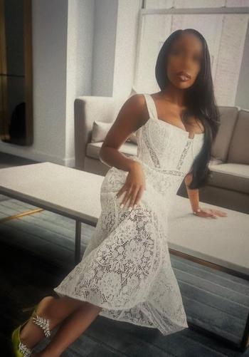 Jazmin, 26  female escort, Hartford